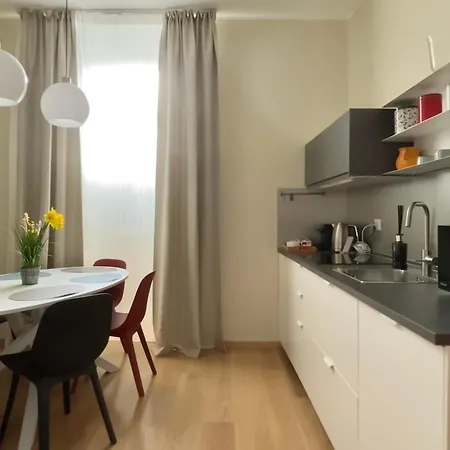 Policlinico Apartment *